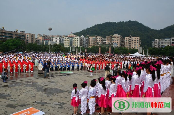 貴陽振華藝術(shù)師范職校2023年報名條件、招生要求、招生對象