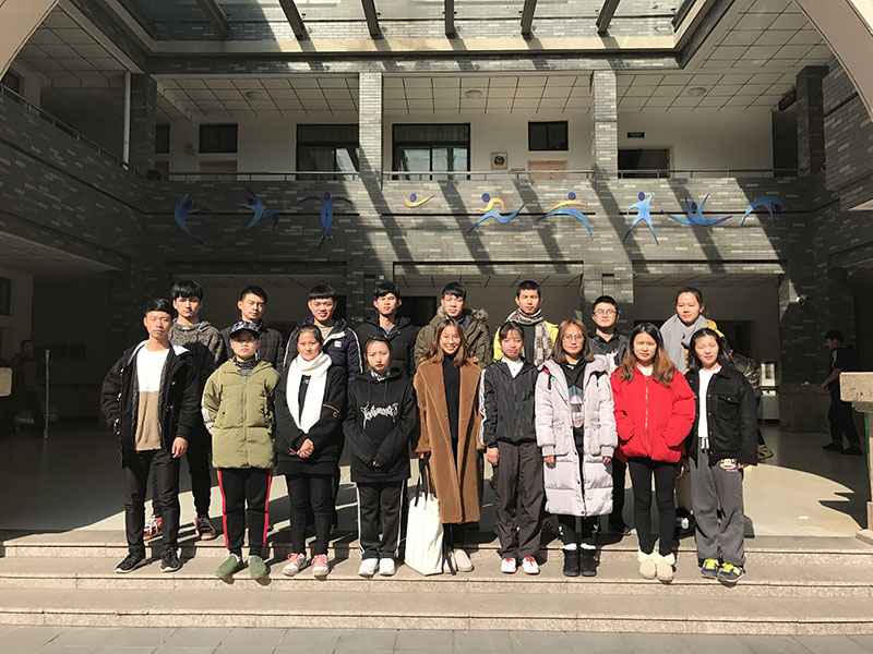 校、系學生干部培訓后合影