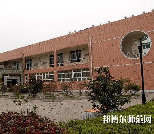 貴州民族大學(xué)幼師中專部2023年報(bào)名條件、招生要求、招生對(duì)象
