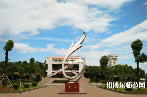 湖南2020年讀幼師學(xué)?？梢钥即髮W(xué)嗎