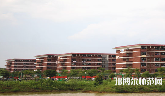 江西2020年讀幼師學(xué)?？梢钥即髮W(xué)嗎