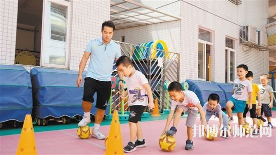 南京2020年幼師學(xué)校學(xué)什么專(zhuān)業(yè)有前途