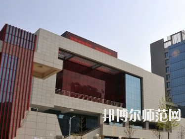 鄭州2020年幼師學(xué)校中專升大?？际裁? width=