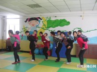 黃石2020年幼師學校中專升大?？际裁? /><b>黃石2020年幼師學校中專升大?？际裁?/b><span>2020-03-24 15:30</span><p>黃石2020年幼師學校中專升大?？际裁?現在這個發(fā)展這么迅速的社會，步入社會都是需要學歷的，你學歷高低取決于你的工作崗位，薪</p></a></li>
            <li><a href=