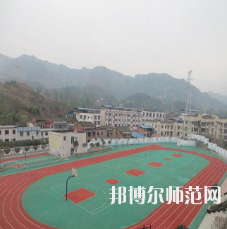 重慶統(tǒng)景幼師職業(yè)中學(xué)怎么樣、好不好