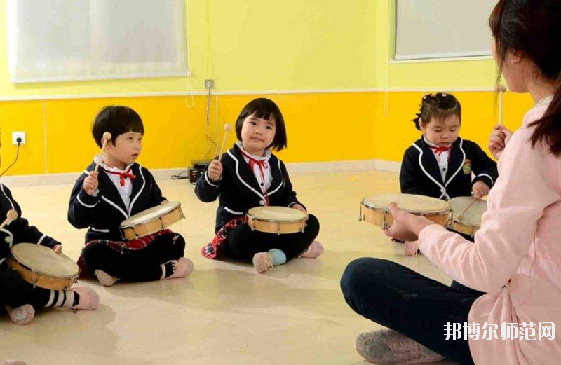 宜昌2021年幼師學(xué)校中專升大?？际裁? width=