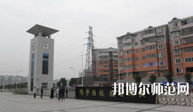 重慶市經(jīng)貿(mào)幼師中等專業(yè)學校怎么樣、好不好