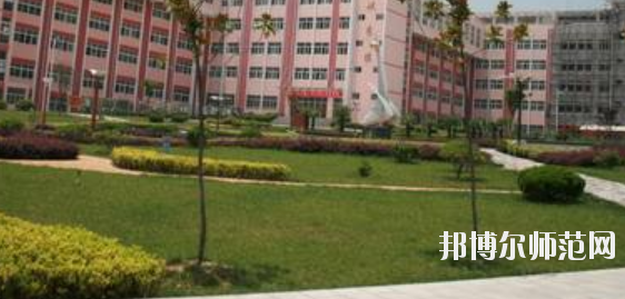 桐城師范高等專(zhuān)科學(xué)校怎么樣、好不好