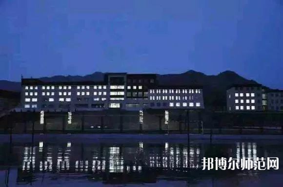 呼和浩特職業(yè)師范學(xué)院東校區(qū)2021年報(bào)名條件、招生要求、招生對(duì)象