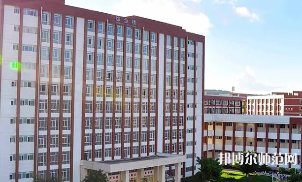 云南現(xiàn)代職業(yè)技術(shù)師范學(xué)院2023年報(bào)名條件、招生要求、招生對(duì)象
