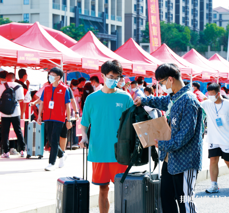 青島科技師范大學(xué)嶗山校區(qū)2023年報名條件、招生要求、招生對象 