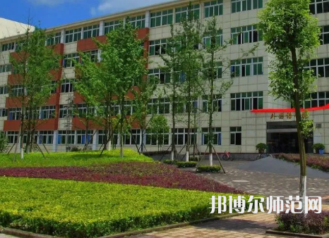 重慶師范大學涉外商貿(mào)學院銅梁校區(qū)2023年報名條件、招生要求、招生對象 
