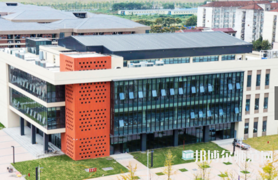 長江大學(xué)師范學(xué)院荊州校區(qū)2023年報(bào)名條件、招生要求、招生對象