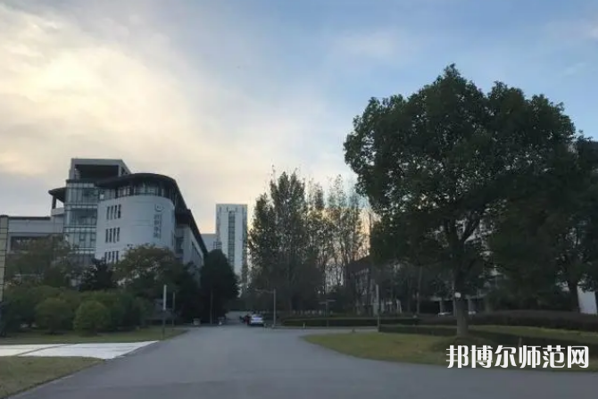 東華大學(xué)師范學(xué)院松江校區(qū)2023年報(bào)名條件、招生要求、招生對(duì)象