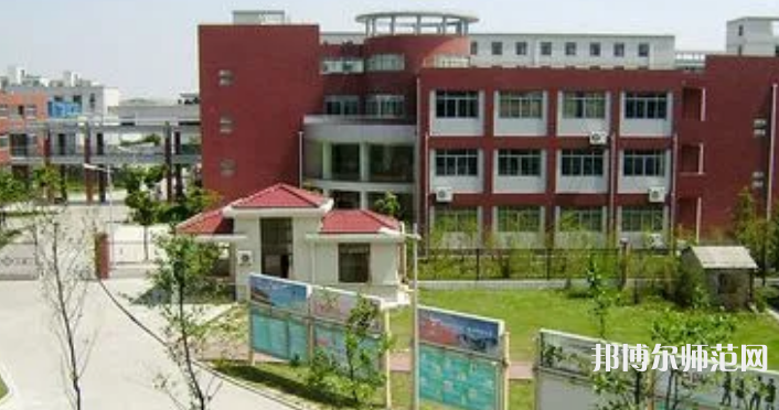 上海大學(xué)師范學(xué)院嘉定校區(qū)2023年怎么樣、好不好