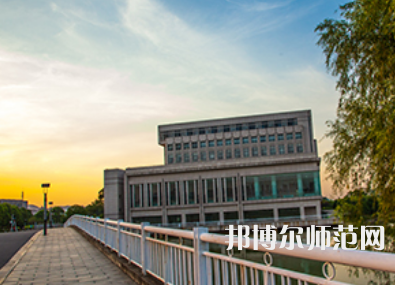 中南師范大學(xué)2023年怎么樣、好不好