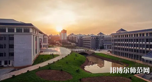 云南師范大學(xué)商學(xué)院海源校區(qū)2023年學(xué)費(fèi)、收費(fèi)多少