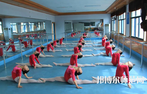 達(dá)州職業(yè)技術(shù)師范學(xué)院新校區(qū)2023年學(xué)費(fèi)、收費(fèi)多少 