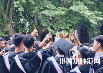 四川農(nóng)業(yè)師范大學(xué)雅安校區(qū)2023年怎么樣、好不好