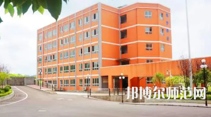 2023年安順光輝幼師職業(yè)技術(shù)學(xué)校報(bào)名條件、招生對(duì)象