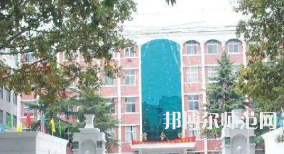 2023年鄭州藝術(shù)幼兒師范學校皮革制品造型設計專業(yè)介紹