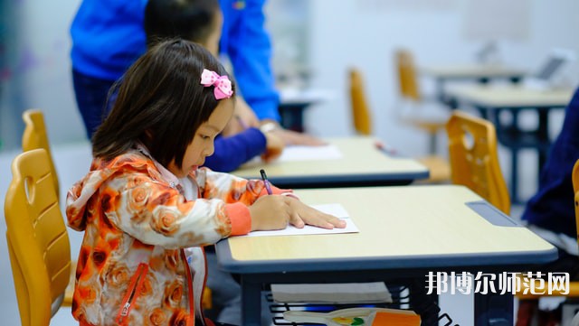 成都華盛航空港幼師職業(yè)學(xué)校介紹、地址